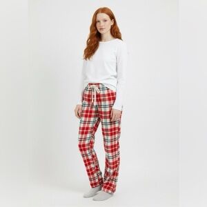Old Navy Red and White Plaid Women's Pajama Pants